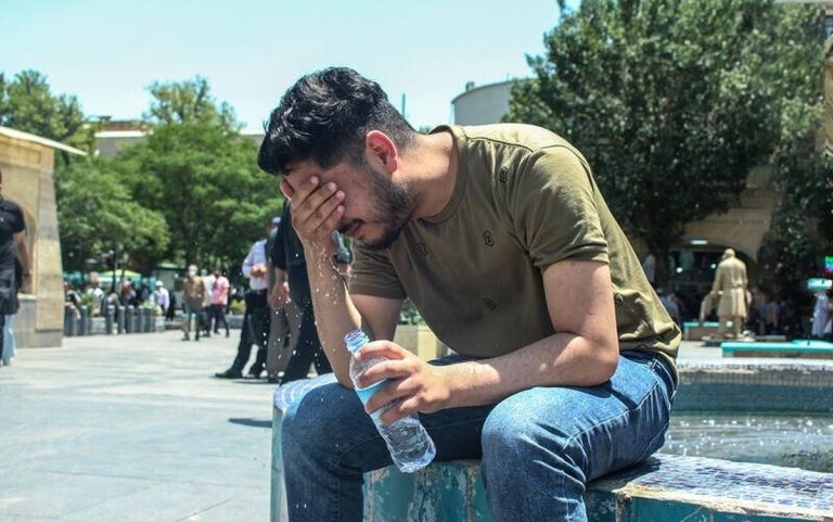 اثر گرمای شدید بر روان انسان و سلامت ذهن در تابستان