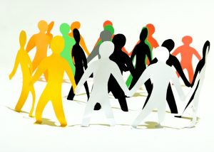 چه چیزی میل ما به نمادهای جایگاه اجتماعی را تقویت می‌کند؟