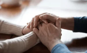 همدلی رواقی؛ چگونه عمیقاً احساس کنیم بدون فروپاشی