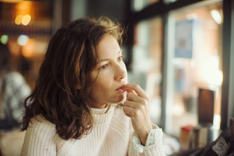 آزمون عزت نفس روزنبرگ (Rosenberg Self-Esteem Scale) – ابزار معتبر روانشناسی برای سنجش اعتماد به نفس