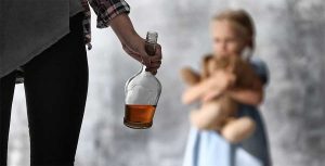 بحران خاموش خانواده‌ها | اختلال مصرف الکل والدین و نقش فناوری در نجات آینده کودکان