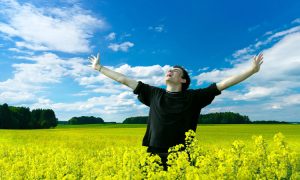 توهم رسیدن | زندگی در انتظار آینده‌ای که هرگز نمی‌رسد