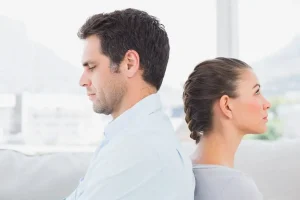 چرا رابطه عادلانه نیست و پذیرش این واقعیت کلید موفقیت عاطفی است؟