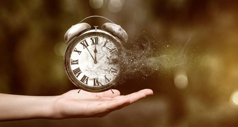 اپلیکیشن Timeleft و تجربه شام غریبه‌ها برای بازسازی ارتباط انسانی
