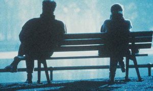 چرا افراد اجتماعی هم می‌توانند احساس تنهایی کنند؟ راز عمیق تنهایی عاطفی و راه‌های غلبه بر آن