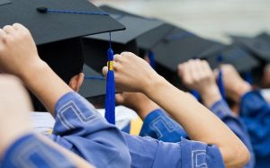 دانشجویان تحصیلات تکمیلی چگونه می‌توانند در جهان واقعی تأثیر بگذارند؟