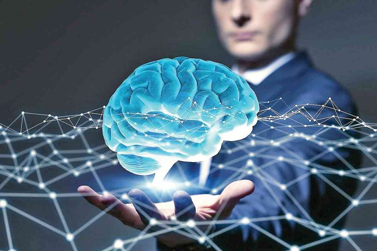 تصویری از مغز انسان در تعامل با فناوری دیجیتال و تأثیر آن بر توجه و شناخت اجتماعی
