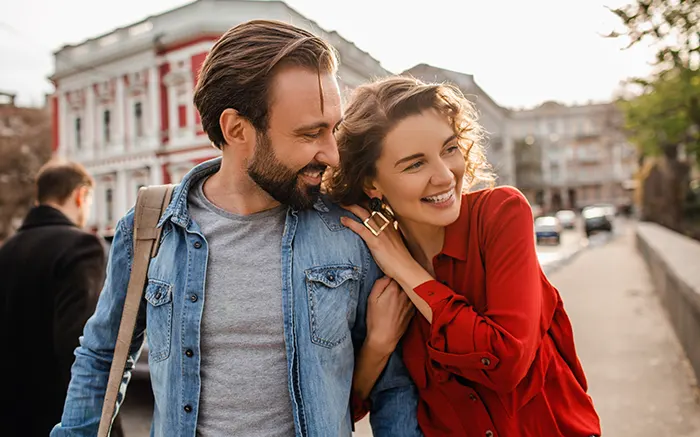 سؤال‌های صمیمیت در رابطه برای تقویت ارتباط عاطفی زوج‌ها