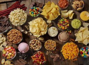 غذاهای فوق‌فرآوری‌شده حتی با رژیم غذایی سالم تمرکز شما را کاهش می‌دهند