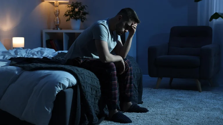 مفهوم ارتباط بی‌خوابی و ADHD و عدم تمرکز در بزرگسالان